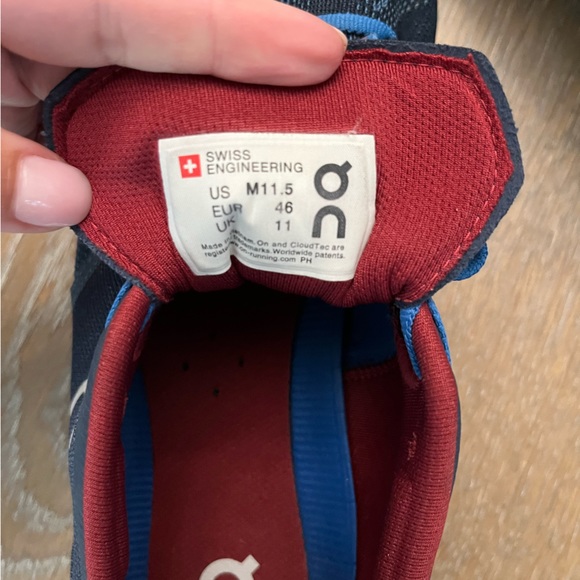 On Cloud, cloud x Running Shoes, blue with red interior. Size M11.5, euc - Picture 3 of 9
